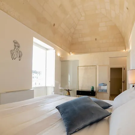 Palazzo Virgintino - Sassi