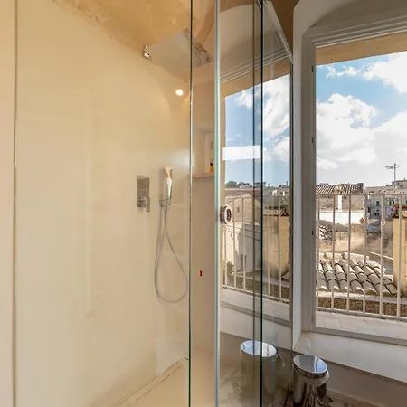 Palazzo Virgintino - Sassi Affittacamere 4*