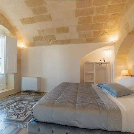 Palazzo Virgintino - Sassi 4*